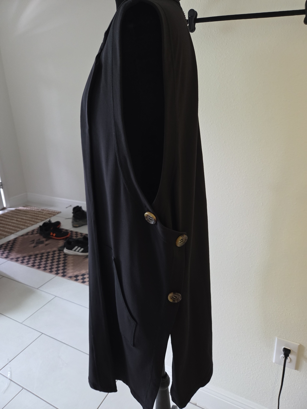 Soft Surroundings Black Sleeveless Long Duster - Picture 3 of 5